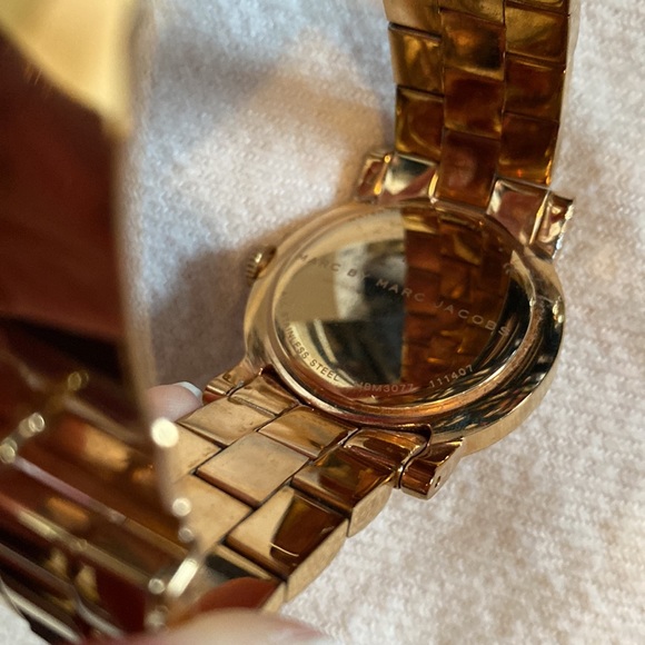 Marc Jacobs rose gold quartz watch - Picture 7 of 7